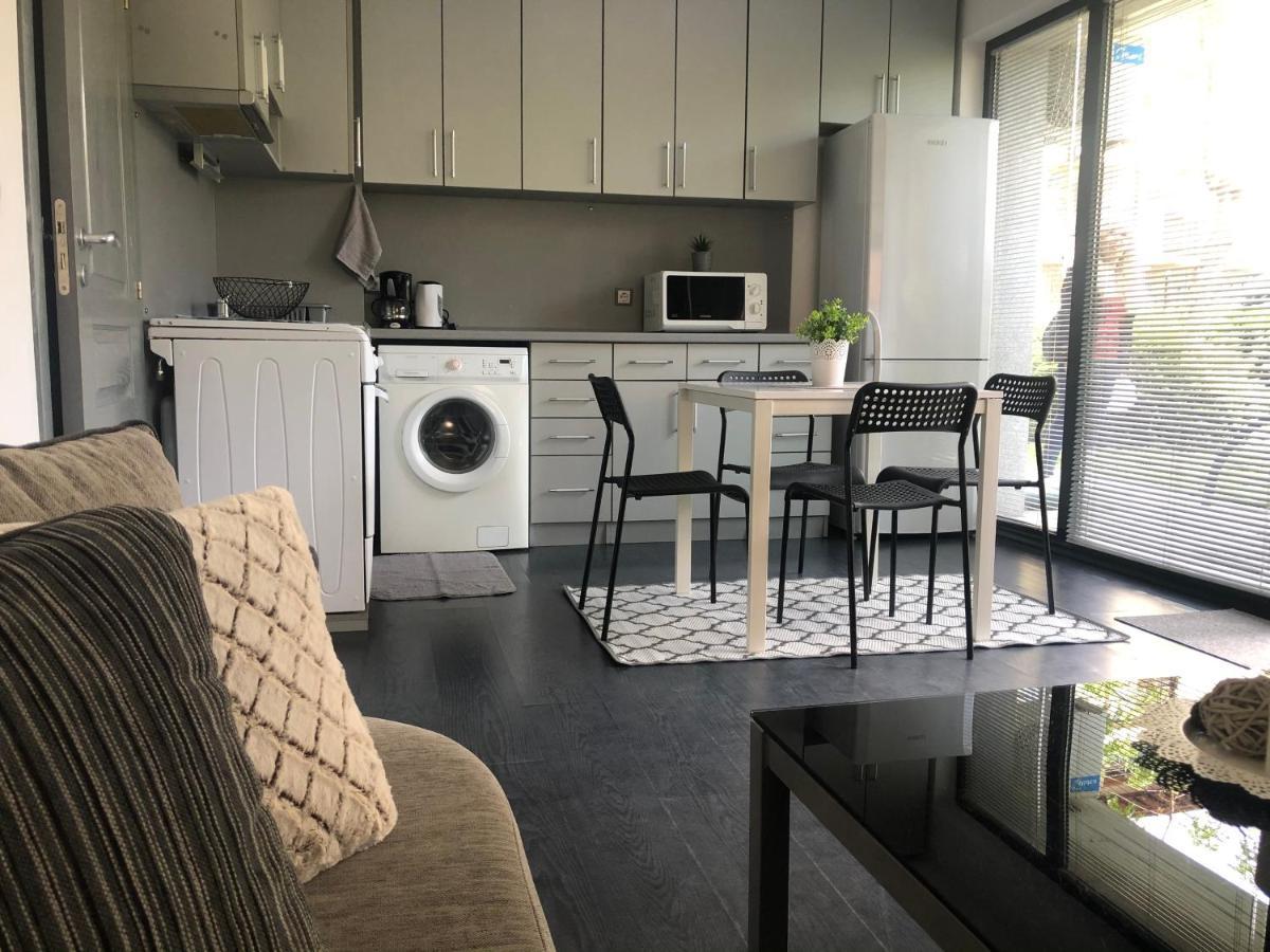 Sarafovo Beach Apartment Mit Terrasse Burgas Exteriör bild